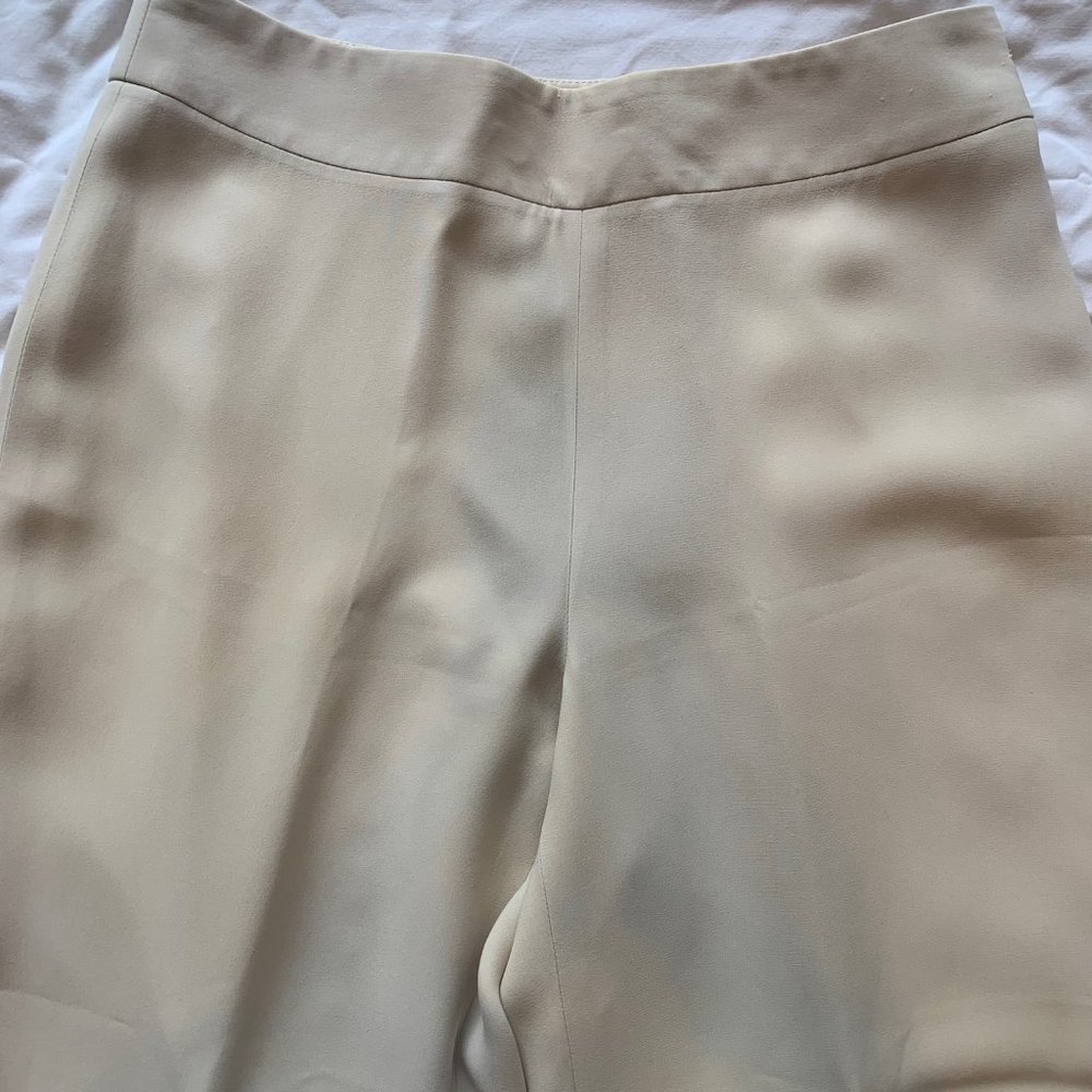 Beige Giorgio Armani Sz 40